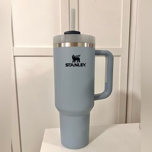 NWT Stanley Adventure Quencher 40 oz Tumbler